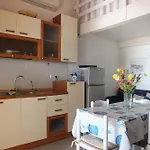 Golden River N6 شقة مارينا دي كامبو